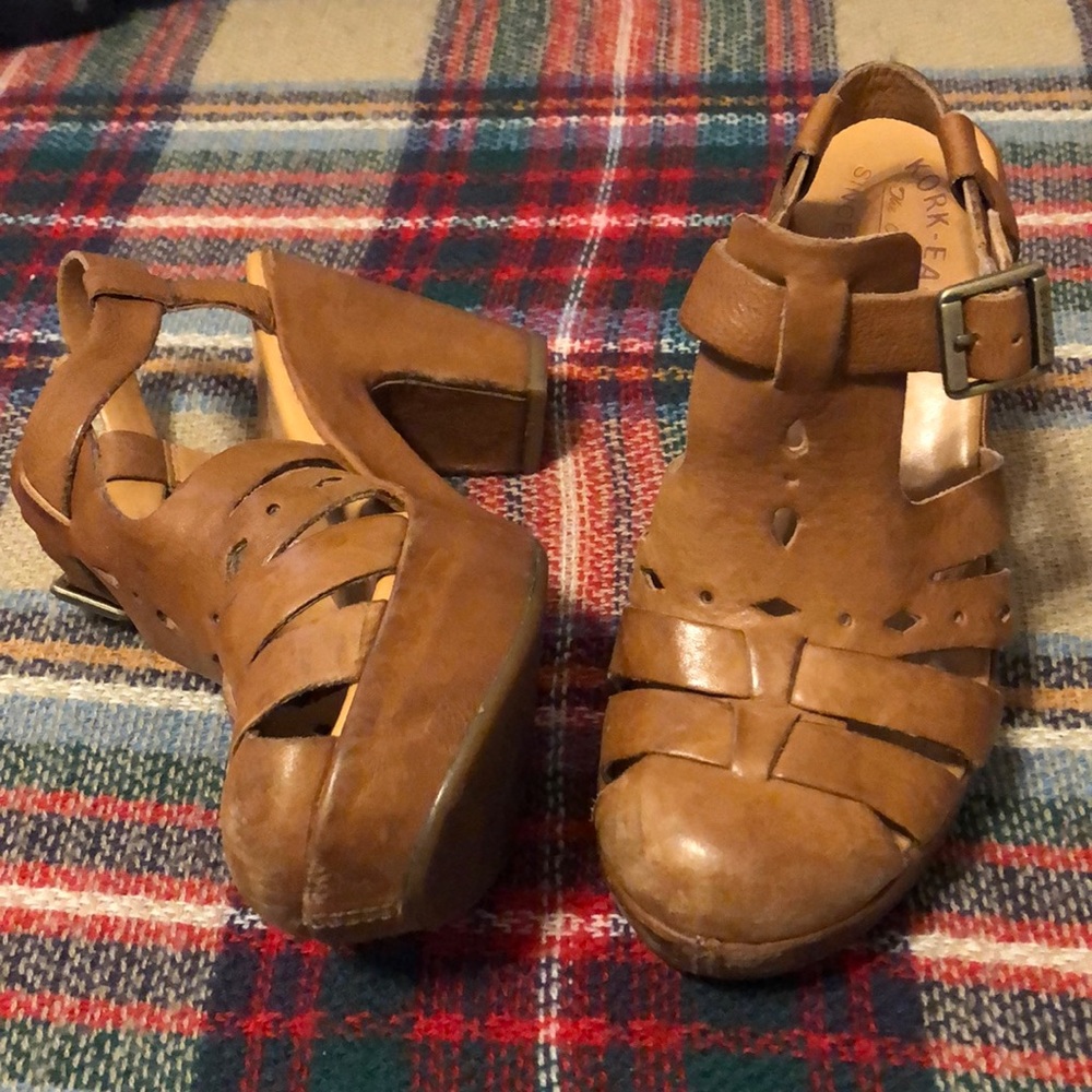 Kork-Ease Wedge Heel Leather Shoes